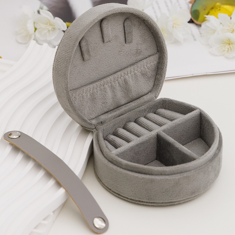 Caja de joyería portátil de lana mini caja portátil lindos collares anillos pendientes joyería caja de almacenamiento image 8