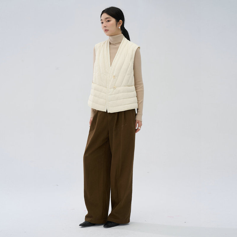 Pinghu 2025 New Style Thin White Duck down Vest Women's Short V Neck Liner Slimming Look Warm Autumn and Winter Outerwear
