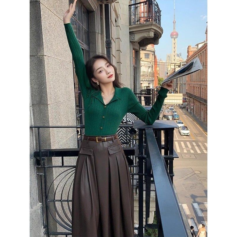 港风复古显瘦翻领绿色长袖针织衫女秋冬chic修身显瘦上衣打底衫潮
