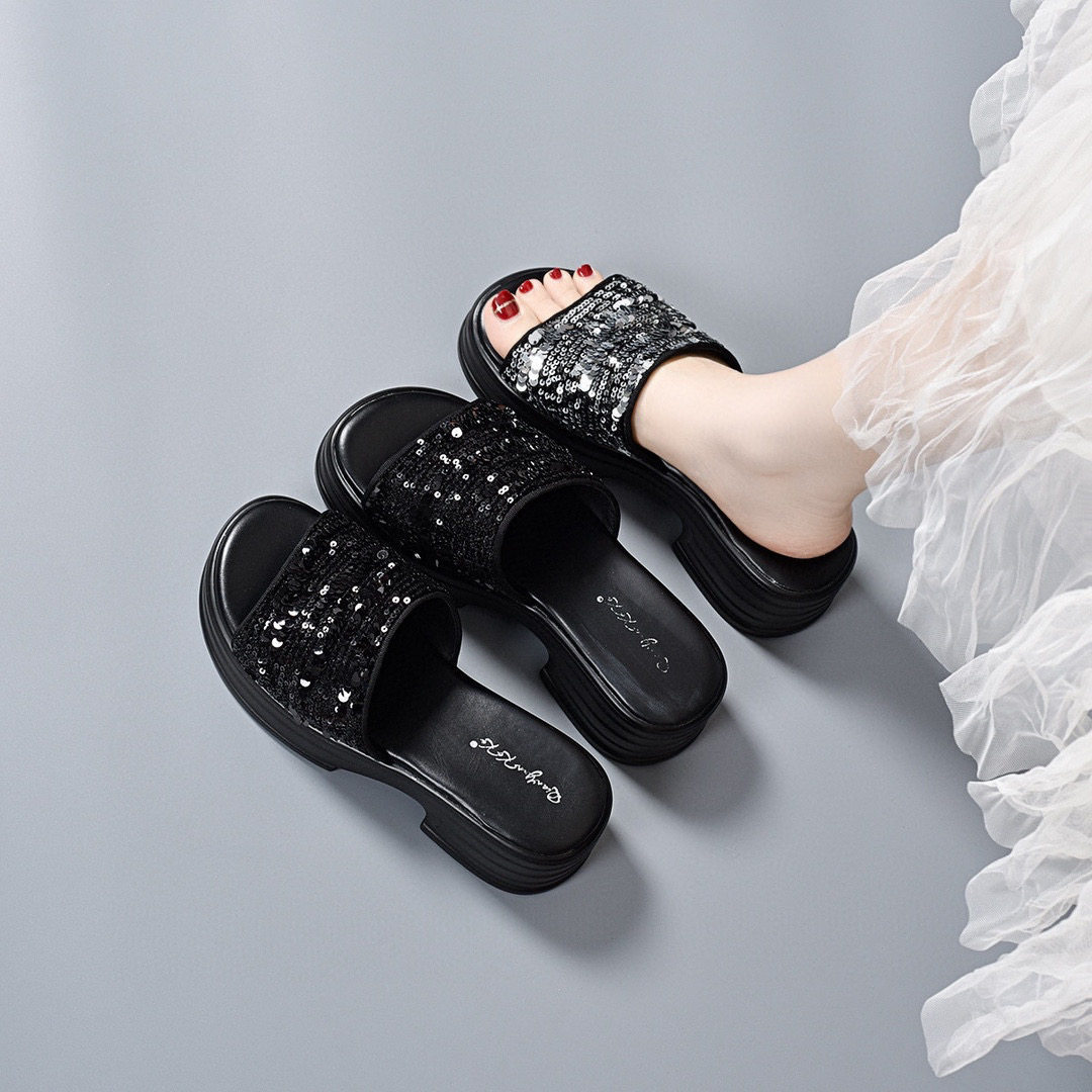Dép sandal nữ quai chữ V đế dày gót thô phối sequin lấp lánh — màu đen