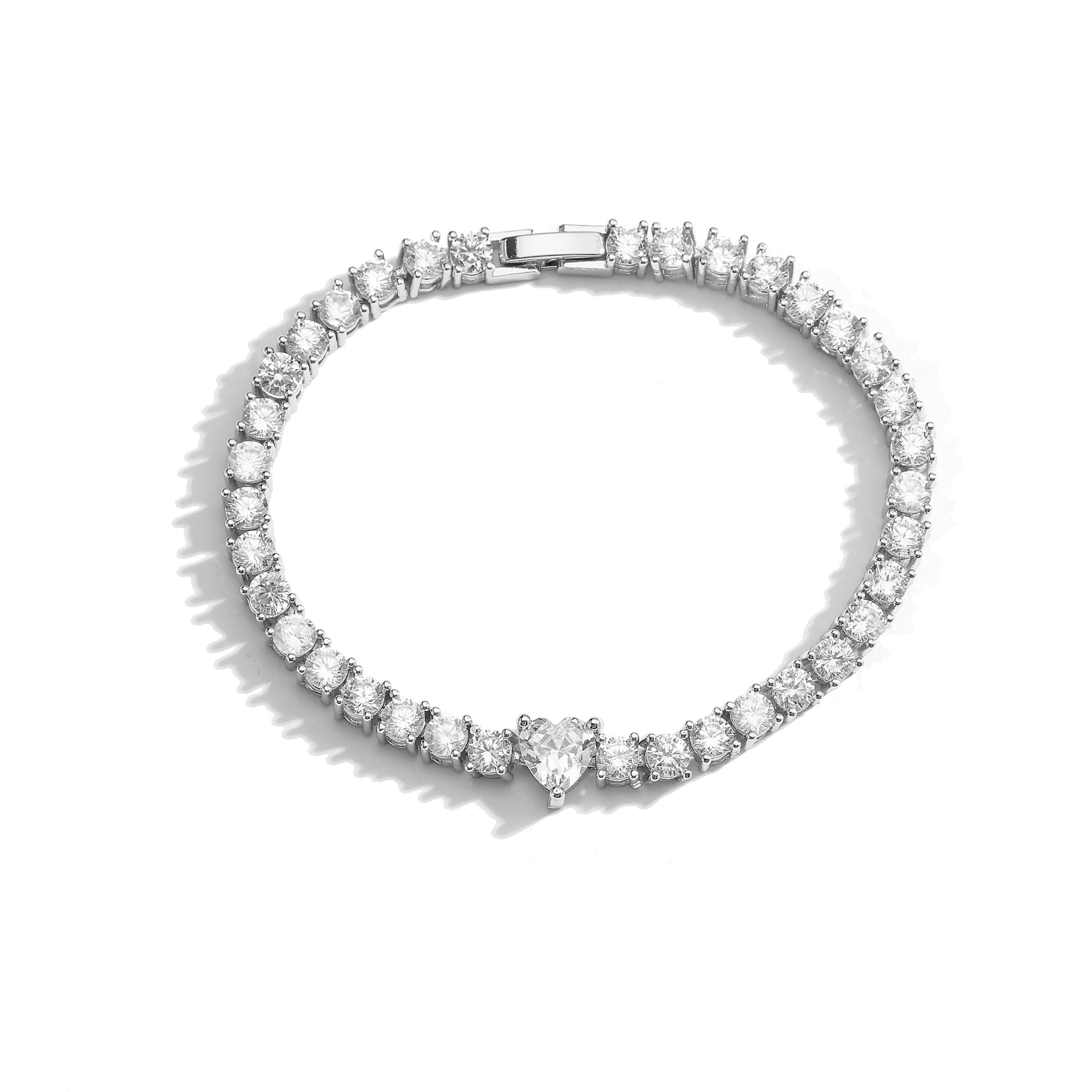 fashion geometric micro-encrusted full zircon heart-shaped copper bracelet