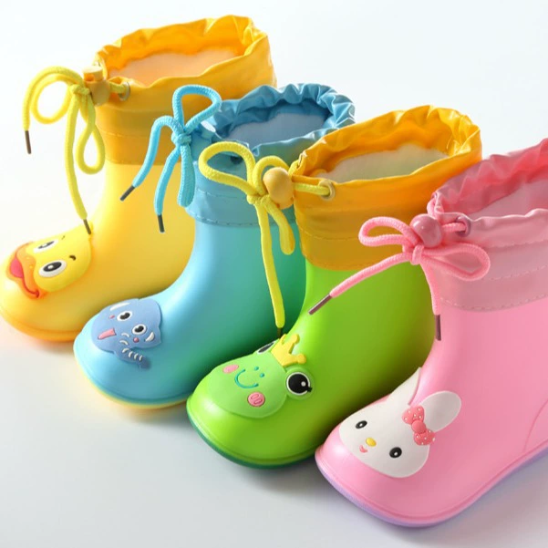 Осенне-зимние детские непромокаемые сапоги на флисовой подкладке для мальчиков, Нескользящие резиновые сапоги с мягким дном, легкая непромокаемая обувь для девочек в детском саду