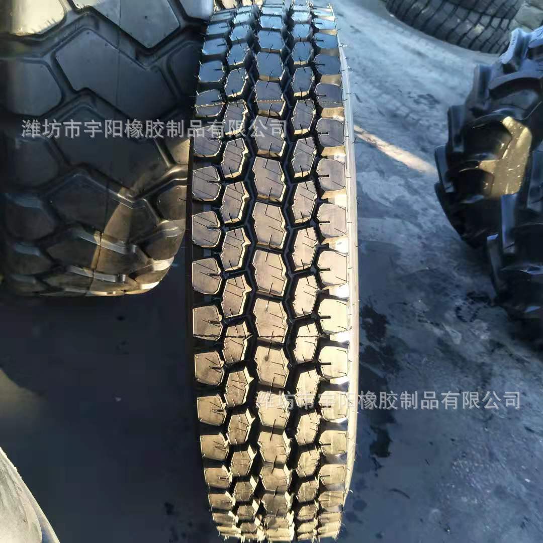 重载卡车货车轮胎 11R24.5 钢丝子午线轮胎 纵向花纹