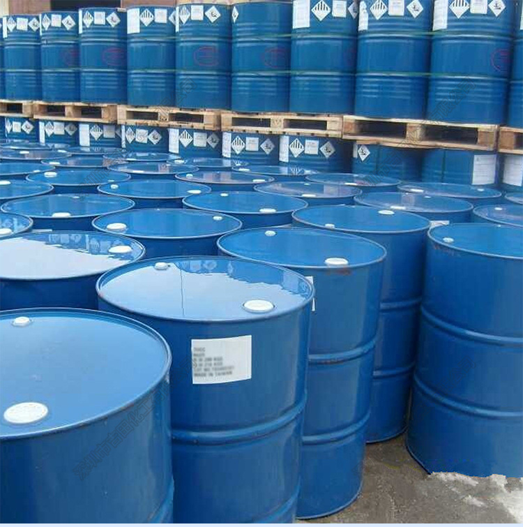乳化剂是能使两种或两种以上互不相溶的组分的混合液体形成稳定的乳状液的一类物质。其作用原理是在乳化过程中，分散相以微滴（微米级）的形式分散在连续相中，乳化剂降低了混合体系中各组分的界面张力，并在微滴表面形成较坚固的薄膜或由于乳化剂给出的电荷而在微滴表面形成双电层，阻止微滴彼此聚集，而保持均匀的乳状液。