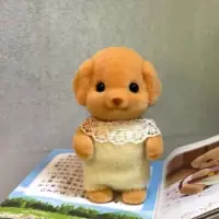 Игрушечная кукла — подарок на день рождения, варианты: без одежды / с одеждой / одна, вес 9.24 кг