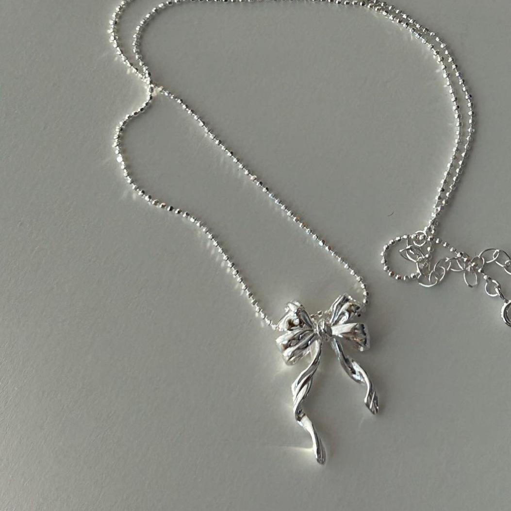 Sterling Silber Einfacher Stil Bogenknoten Überzug Halskette Mit Anhänger display picture 3