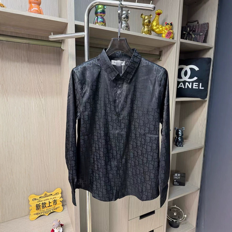 New European Style D Brand Men's Shirt with Starry D Letter Design, Trendy Brand, Versatile Slim Fit, Classic Hong Kong Style