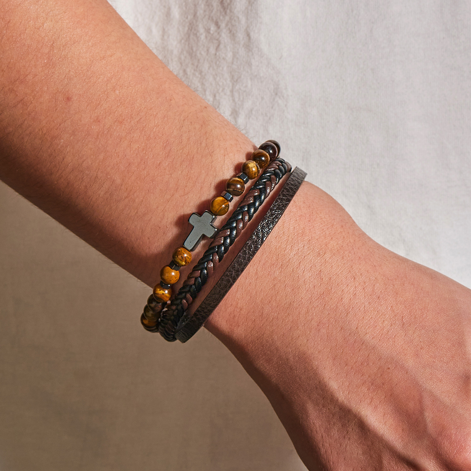 1 Piece Quantity Hip-Hop Cross Pu Leather Alloy Men's Bangle Men Cord & Leather Bracelets