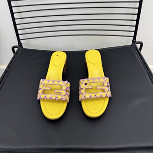 F�һ�߅�ָ��U����Ь2026�＾�¿�͹Ų���Ůʿ��Ů����slippers