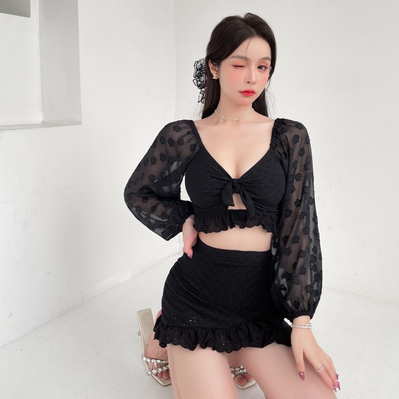 Two-Piece Swimsuit for Women 2026 New Style Hot Spring Slimming Tummy-Covering Black Long-Sleeved High-End Fashion Ins-Style Swimwear