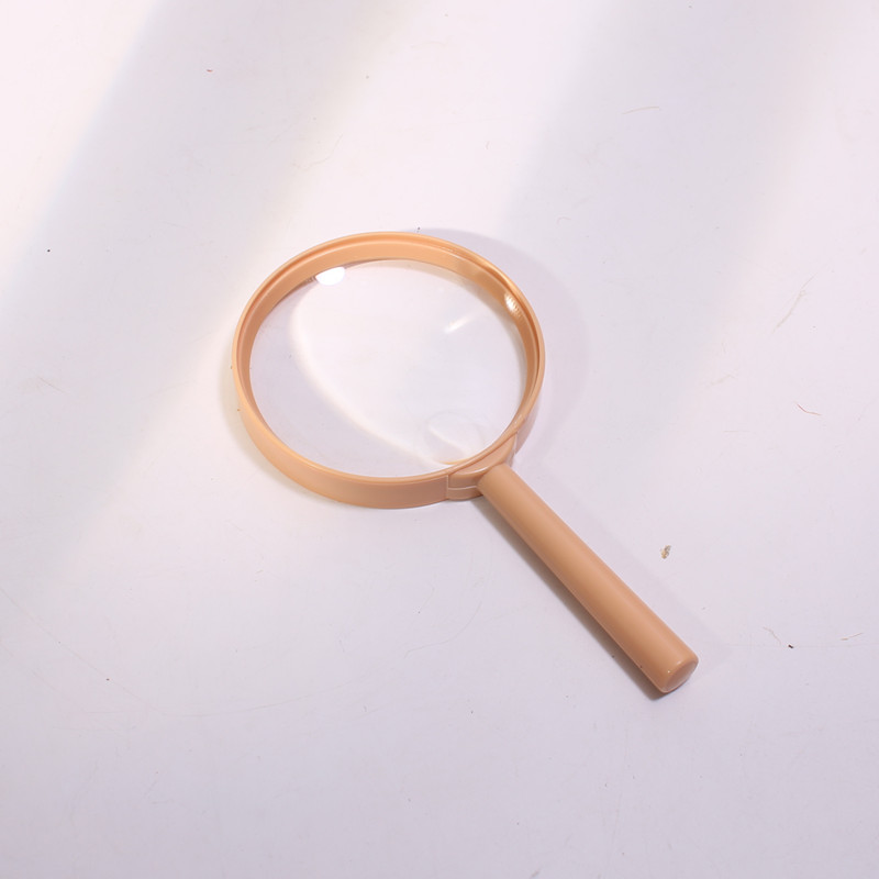 초콜릿 연한 노란색 돋보기