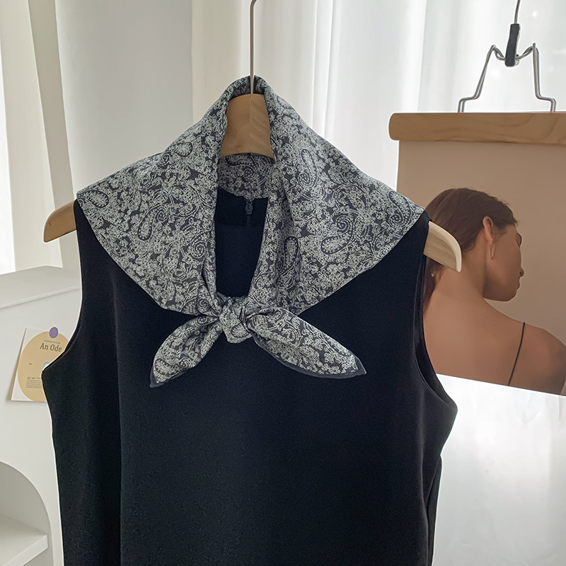 Bufanda de seda, bufanda cuadrada pequeña, nueva flor de anacardo, bufanda de seda de imitación, protección para el cuello de alta calidad, bufanda, chal, diadema