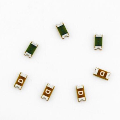 0466003.NRHF 3A 32V 无卤 1206力特Littelfuse贴片一次性保险丝