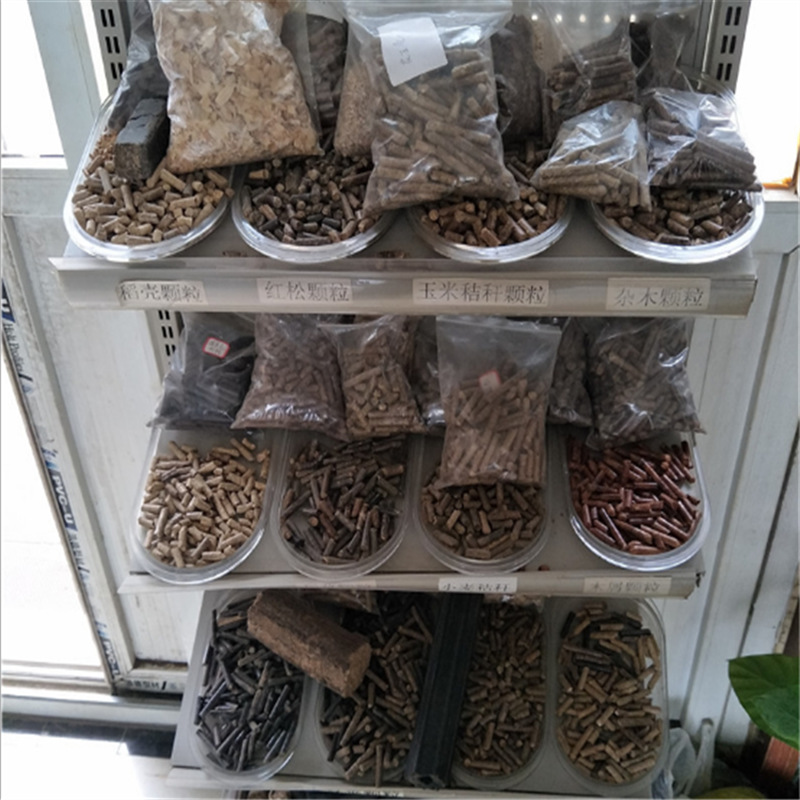 350木屑颗粒机 河北省电动饲料机 稻壳秸秆粉碎制粒设备