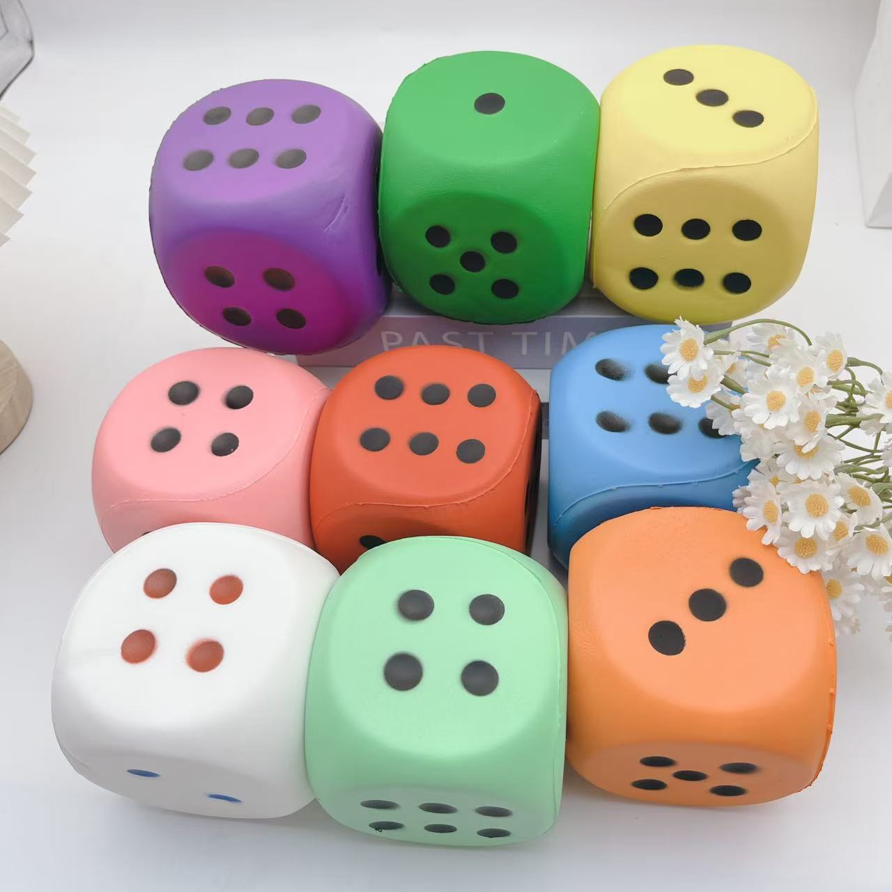 New Squishy dice pinch music pu slow rebound decompression toys simulation dice slow rebound toys wholesale