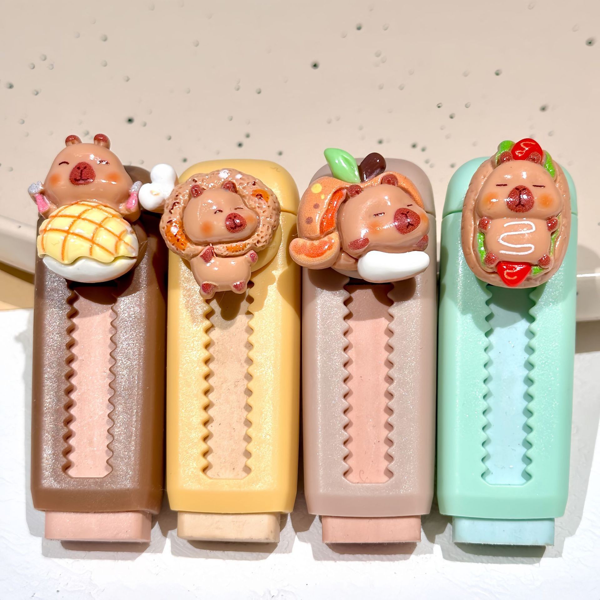 Borrador de goma con forma de hamburguesa y capibara * 1 unidad