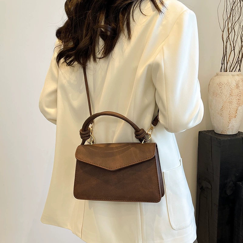 Shoulder bag retro matte small, one-shoulder city style, compact