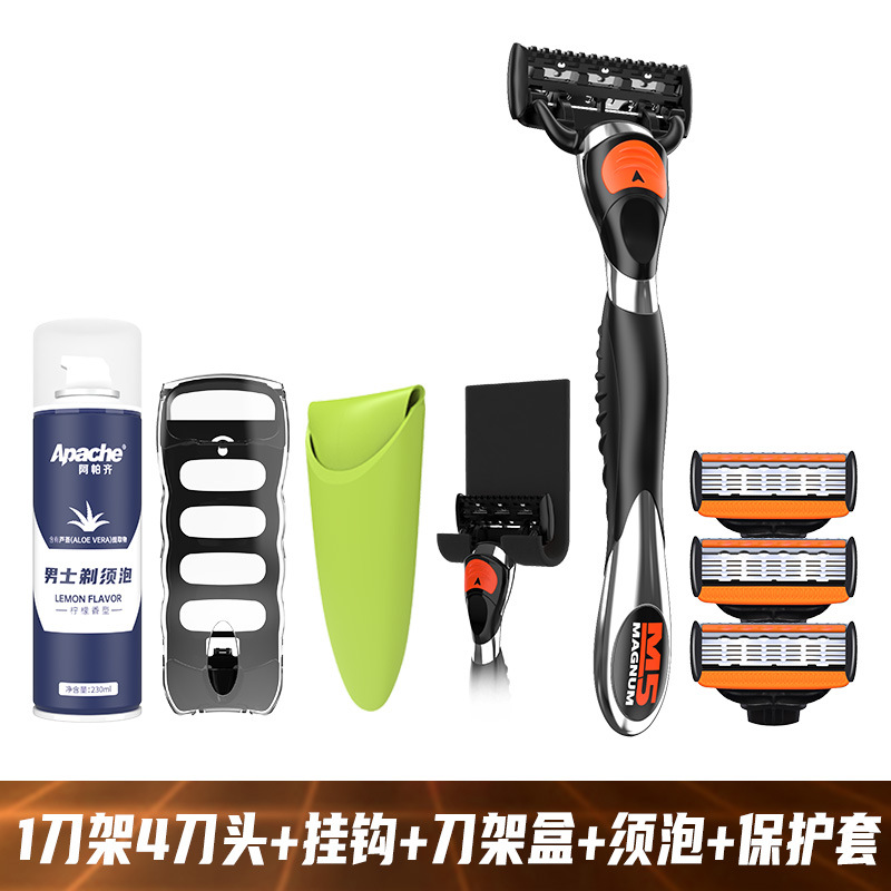 금속 손잡이 1개 + 5겹 수입 칼날 4개 + 후크 + 보호 케이스 + 보관함 + 쉐이빙 폼 230ml