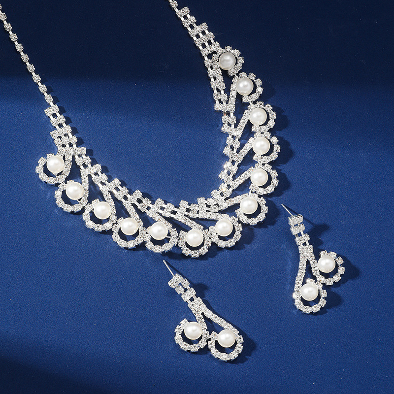 Elegant Jewelry Set