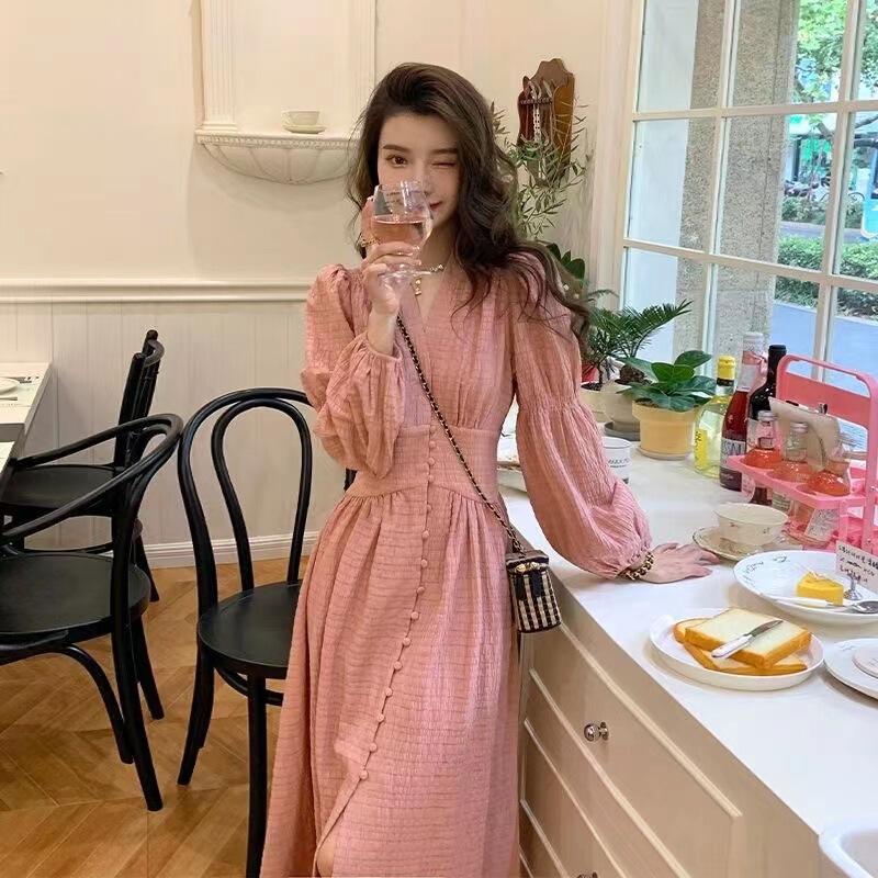 Early Spring 2025 New V-Neck Long-Sleeved Tea Break French-Style Dress for Women with a Unique Design and High-Waisted Long Skirt