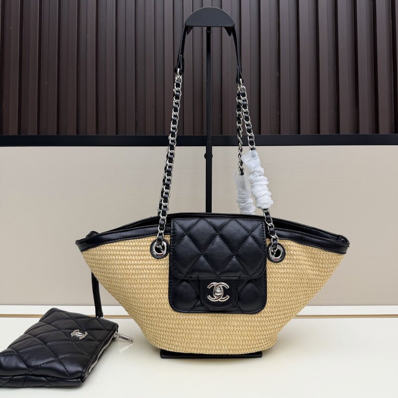 26C Chanel-Style Woven Basket Bag, Large Capacity Shopping Bag, Raffia Grass Woven Diamond Chain Shoulder Bag