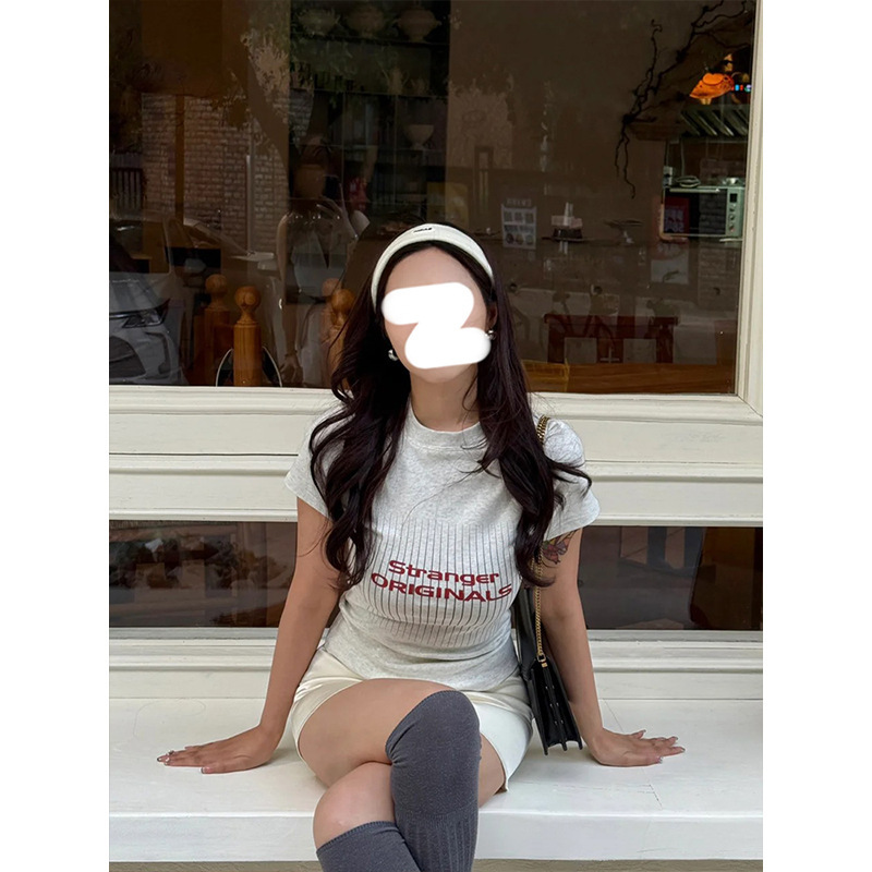 MosesQueen/モーゼスクイーン アメリカンレトロプリント半袖レディース2025夏右肩スリムホットガールTシャツ|undefined