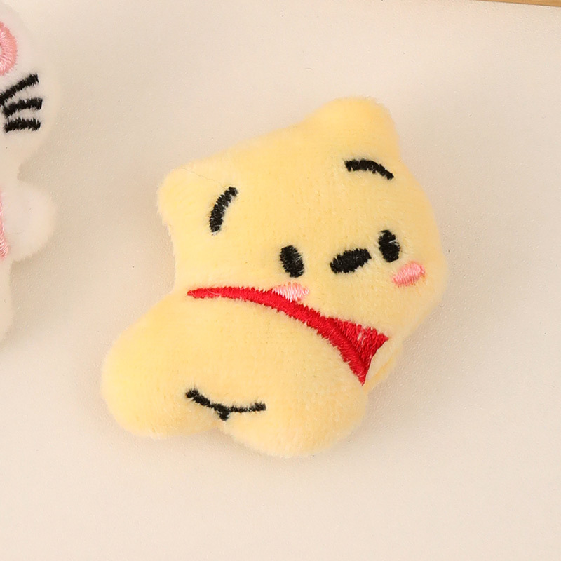 Caricatura peluche fresas oso broche lindo perro Pacha muñeca bolsas de muñecas colgar DIY accesorios de ropa al por mayor