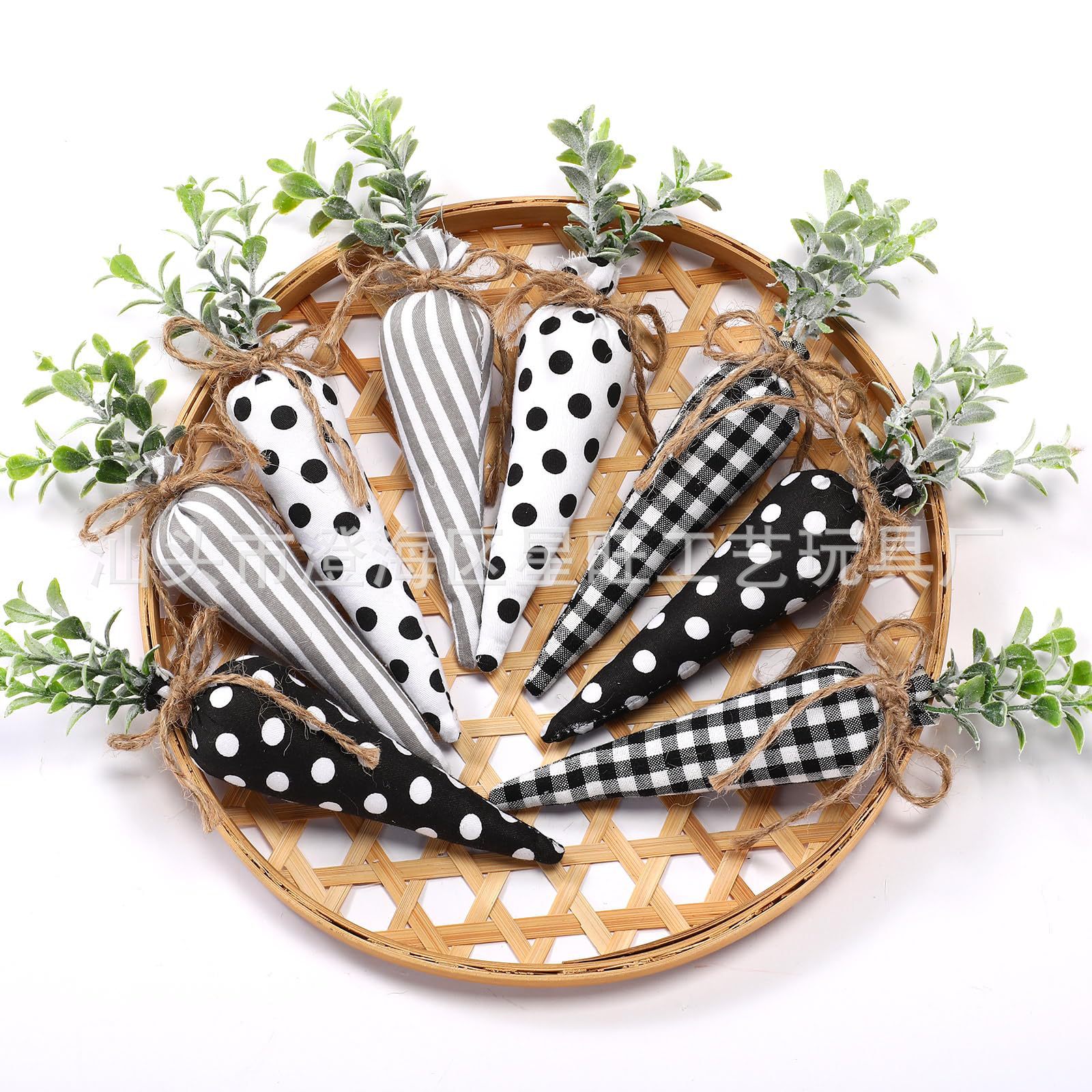 Nuevos productos transfronterizos de pascua rabanos lindos patrones festivos en blanco y negro cuadrado adornos de decoración de fiesta