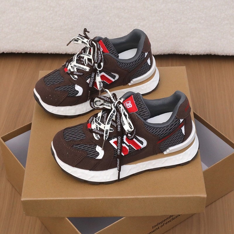 Zapatos de entrenamiento transpirables coreanos para mujeres primavera y verano 2026 nuevos zapatos deportivos casuales transpirables de suela suave Agam