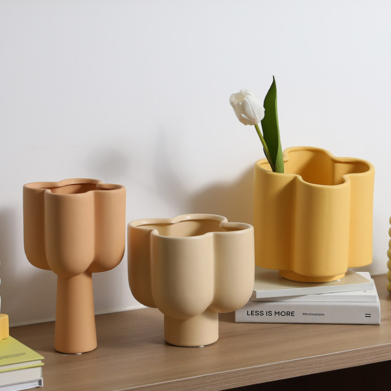 Estilo crema cerámica florero decoración sala de estar seca flor arreglo escritorio modelo habitación ins estilo suave decoración al por mayor
