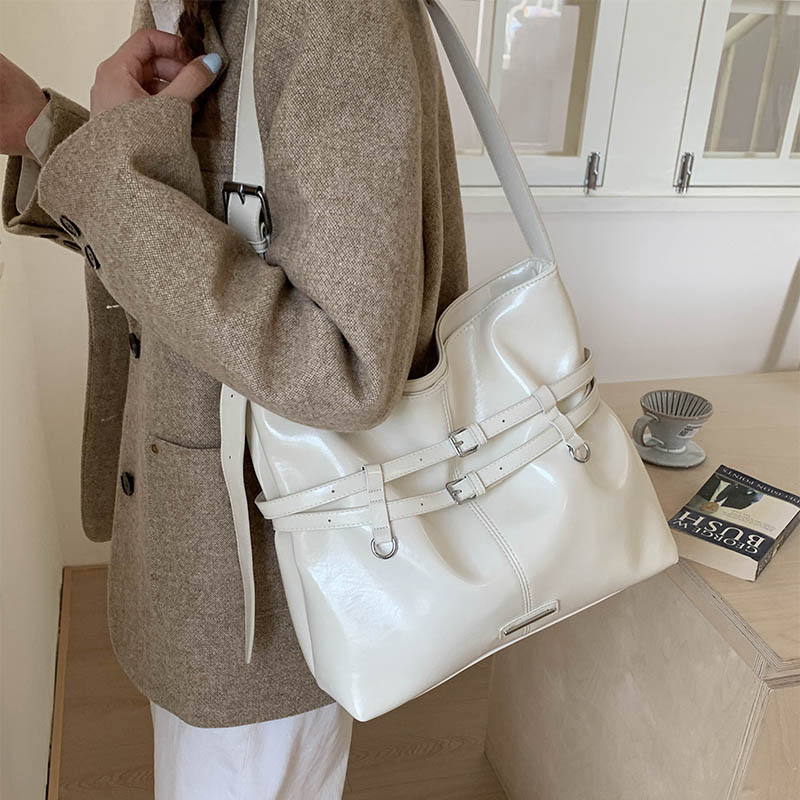 Popular nuevo bolso de hombro de moda, bolso de mujer, bolso de viaje de gran capacidad, bolso de cubo de explosión transfronteriza