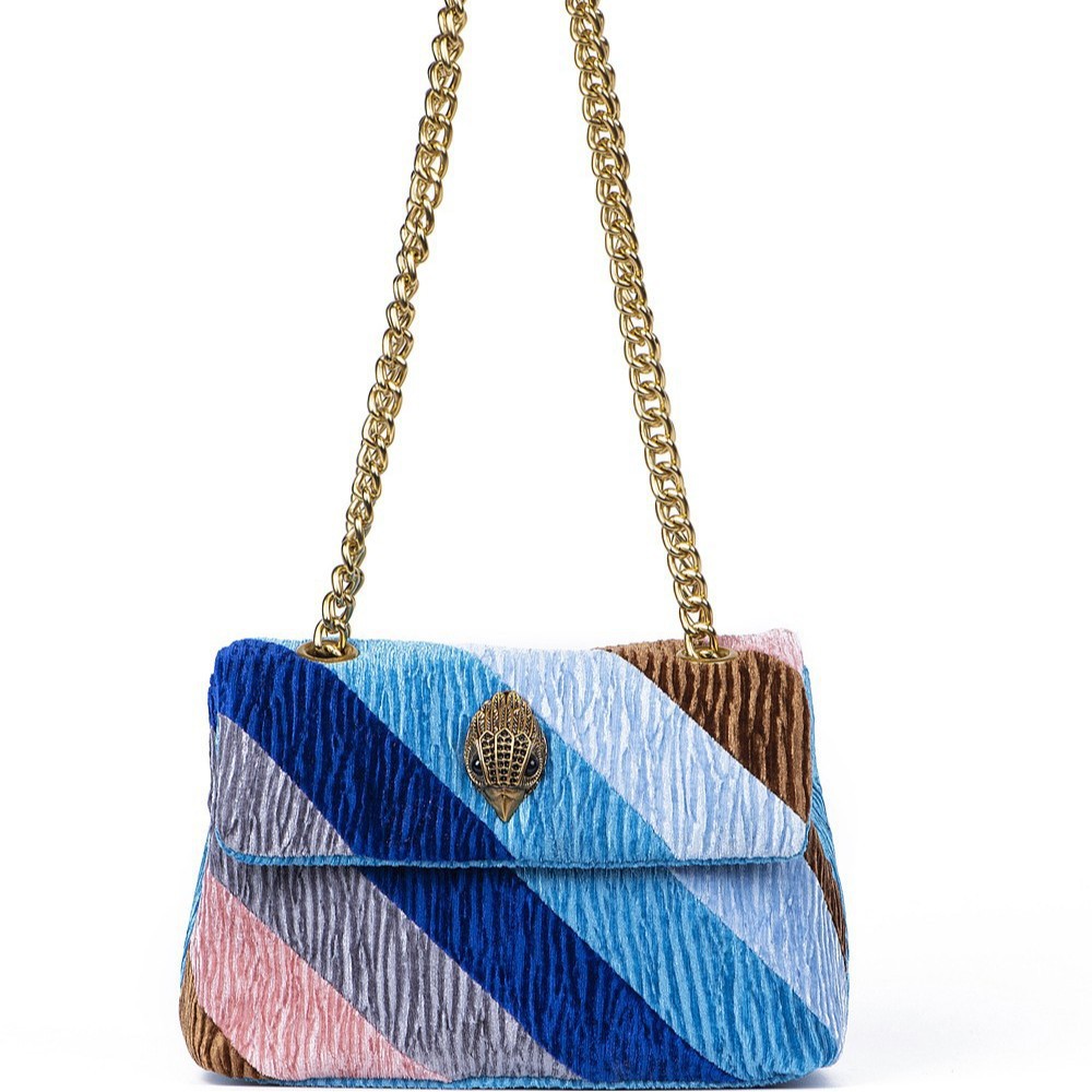 Borsa a tracolla elegante da donna in velluto con dettaglio aquila_voghion.com