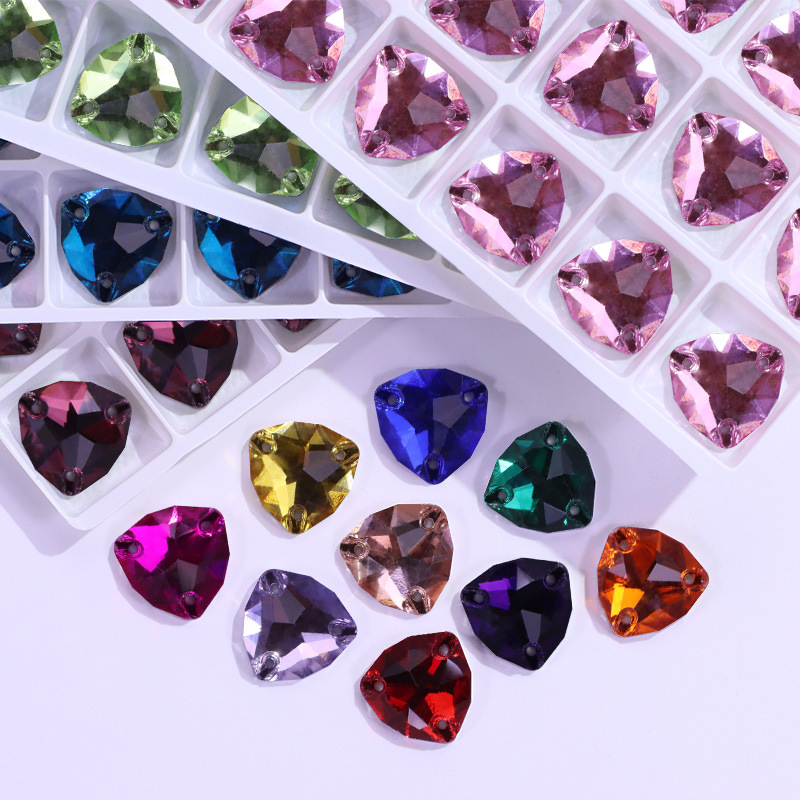 Triángulo gordo plano taladro de costura de mano triángulo gordo de vidrio de botón plano accesorios joyería DIY accesorios de ropa taladro