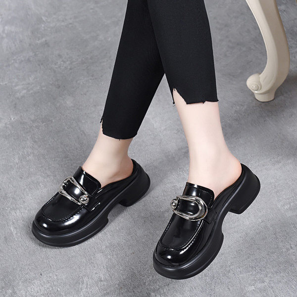 Dép sục bít mũi da thật mũi to đế dày phong cách loafer — Màu đen