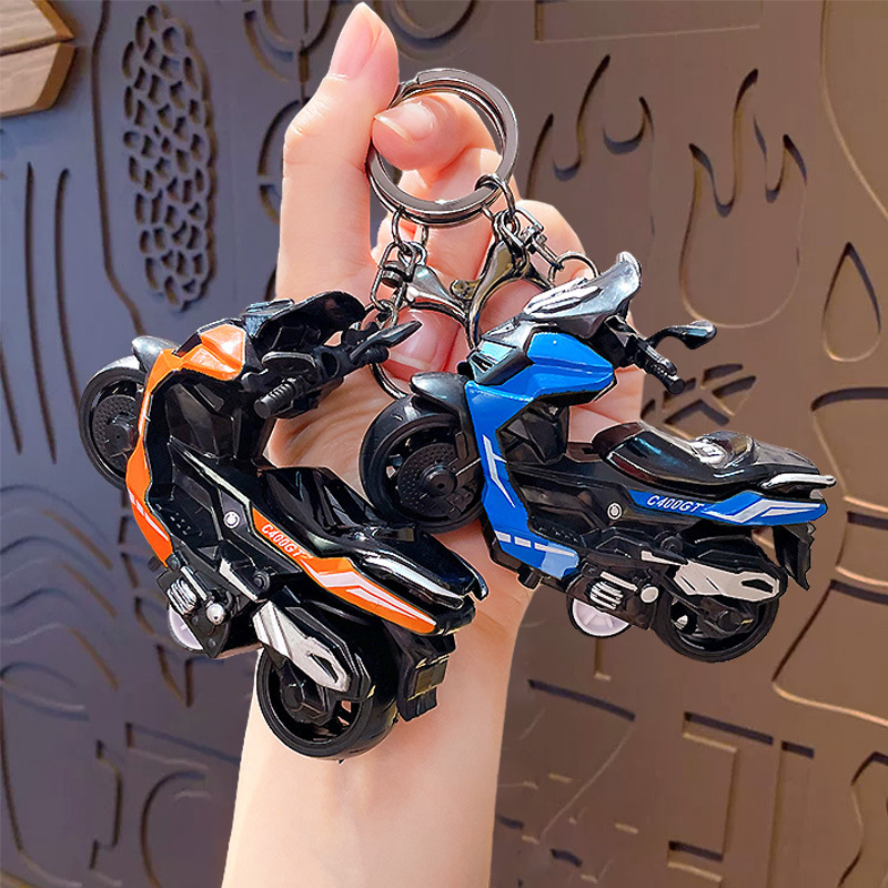 Creative Alloy Pull-Back Motorcycle Keychain Pendant, Realistic Scooter Toy Car Model Keychain, Bag Accessory
