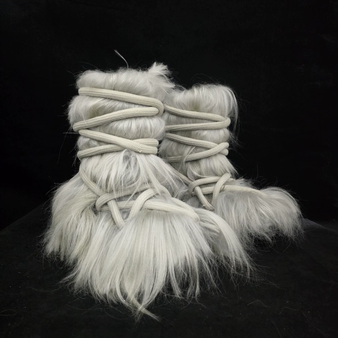 Оригинальные серебристо-серые полусапоги из конского волоса, модные уличные ботинки с необычной шнуровкой, теплые зимние модные сапоги оптом