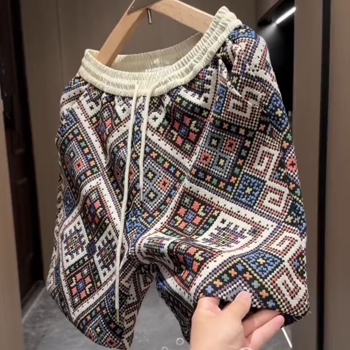 Verano hombre nuevo tejido Jacquard casual pantalones de playa estilo de moda suelta transpirable pantalones de playa