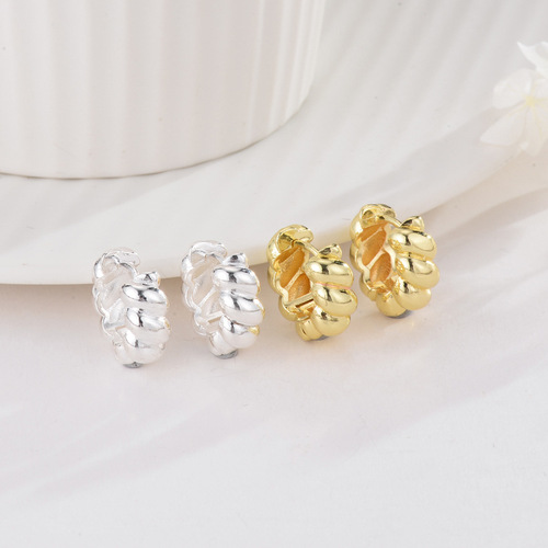 Niche design geometric earrings light luxury cool style earrings New trendy earrings for women