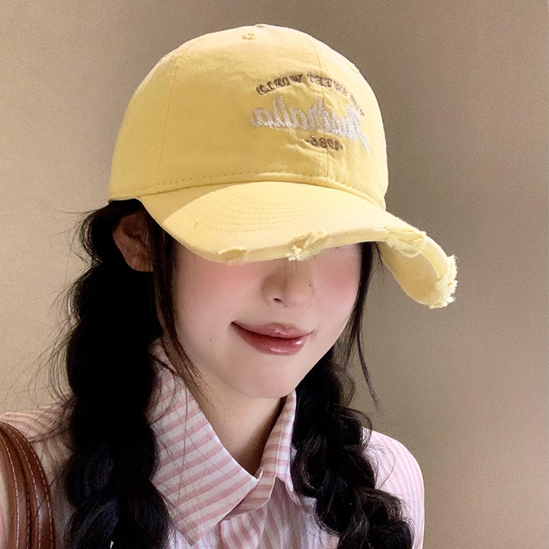Sombrero de béisbol amarillo leche bordado de letras, sombrero ancho para mujeres, sombrero de lengua de pato, estilo coreano, sombrero de agujero de agujero, moda