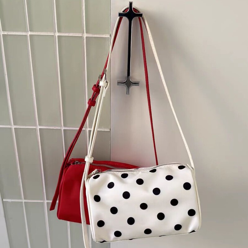 Korean Casual Polka Dot Satchel Toast Bag for Women 2025 New Summer Stereo Pillow Bag Versatile Shoulder Crossbody Bag
