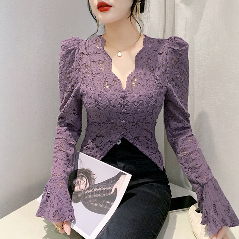 2025 Autumn and Winter V Neck Lace Shirt Women's Long-Sleeved Slimming Look Elegant Bottoming Top with Breast Pads That Can Be Worn Inside and Outside