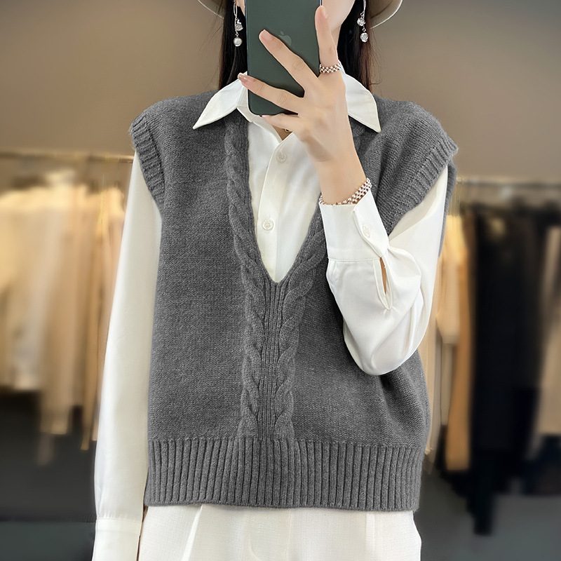회색