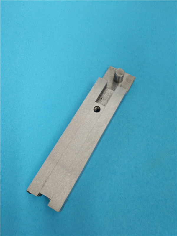 纸箱机械配件河北订箱机钉箱机叉刀插刀冲头