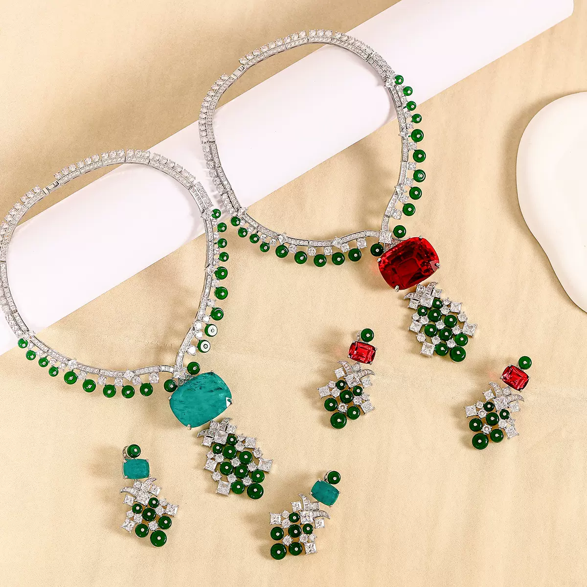 2024冬季新款轻奢气质高级感颈链设计独特魅力奢华套装项链女批发