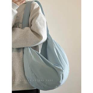 Shoulder bag, nylon capacious fashionable shopping bag, one-shoulder bag