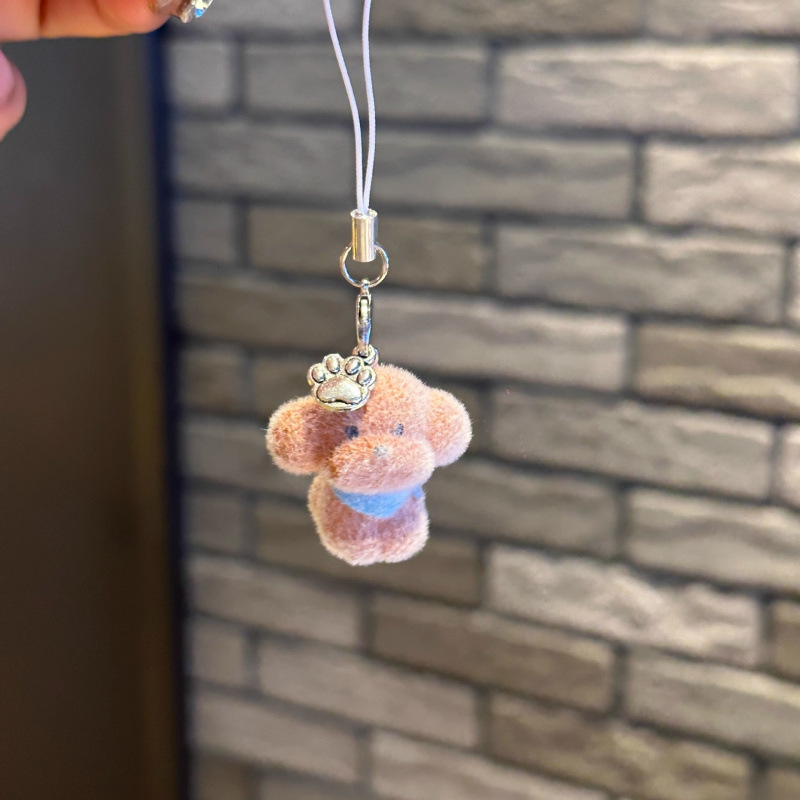 Söt 3d flockad resin hundhänge för nyckelring och mobiltelefon_voghion.com