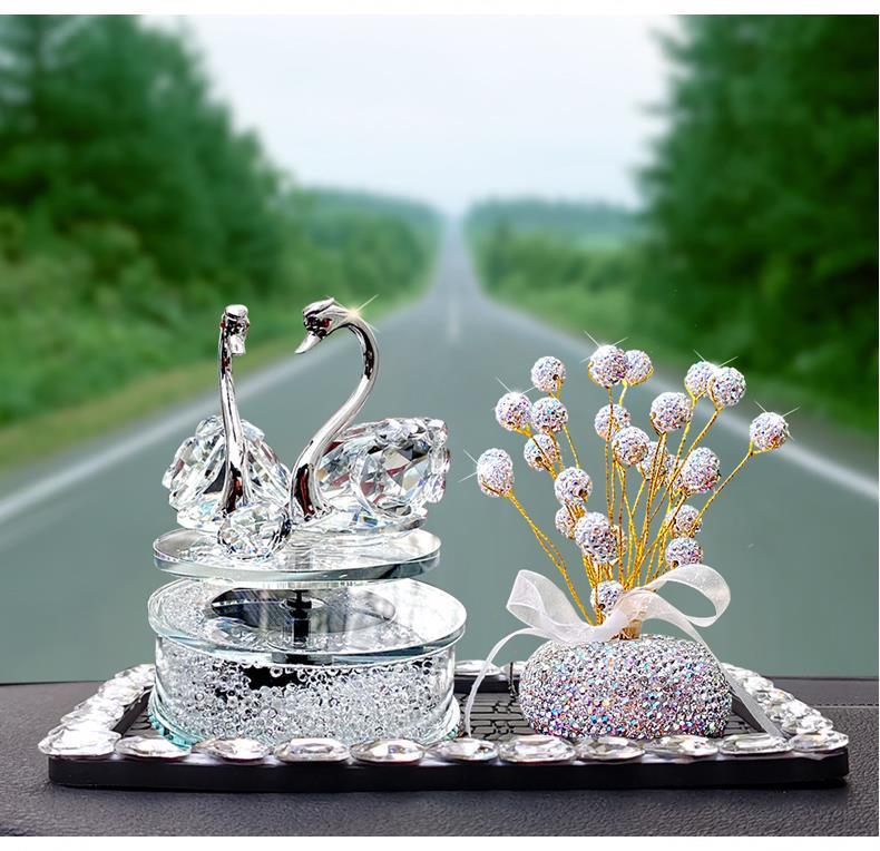Solar Rotating Swan Car Aromatherapy Cute Car Interior Decoration Supplies Car Car Ornaments 2025 New Style for Women