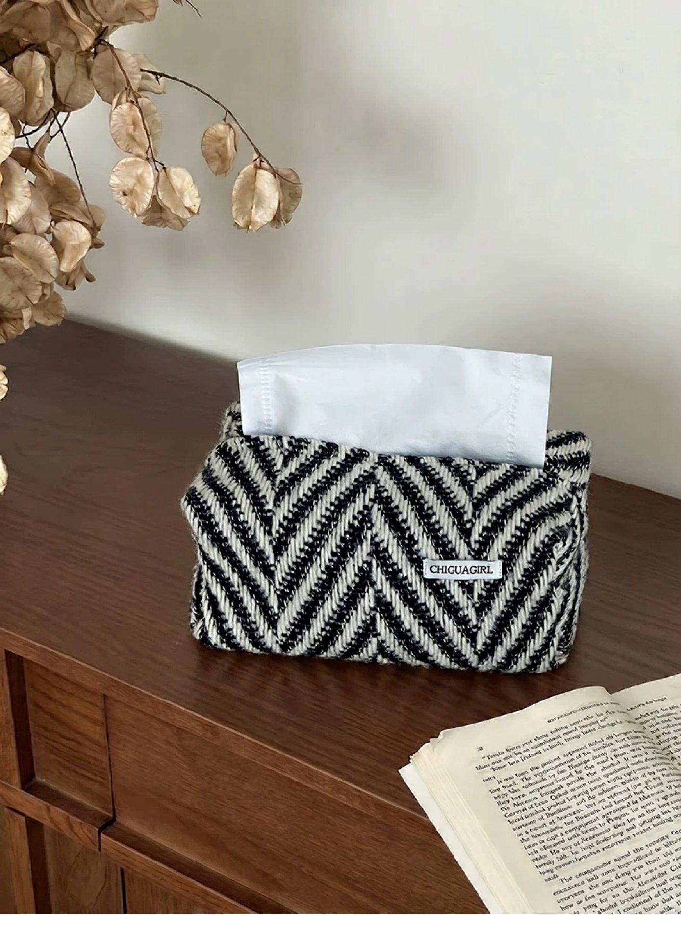 Light Luxury and High-End Fabric Tissue Box, Woven Design for Living Room Coffee Table and Dining Room, Tissue Storage Box, Napkin Holder