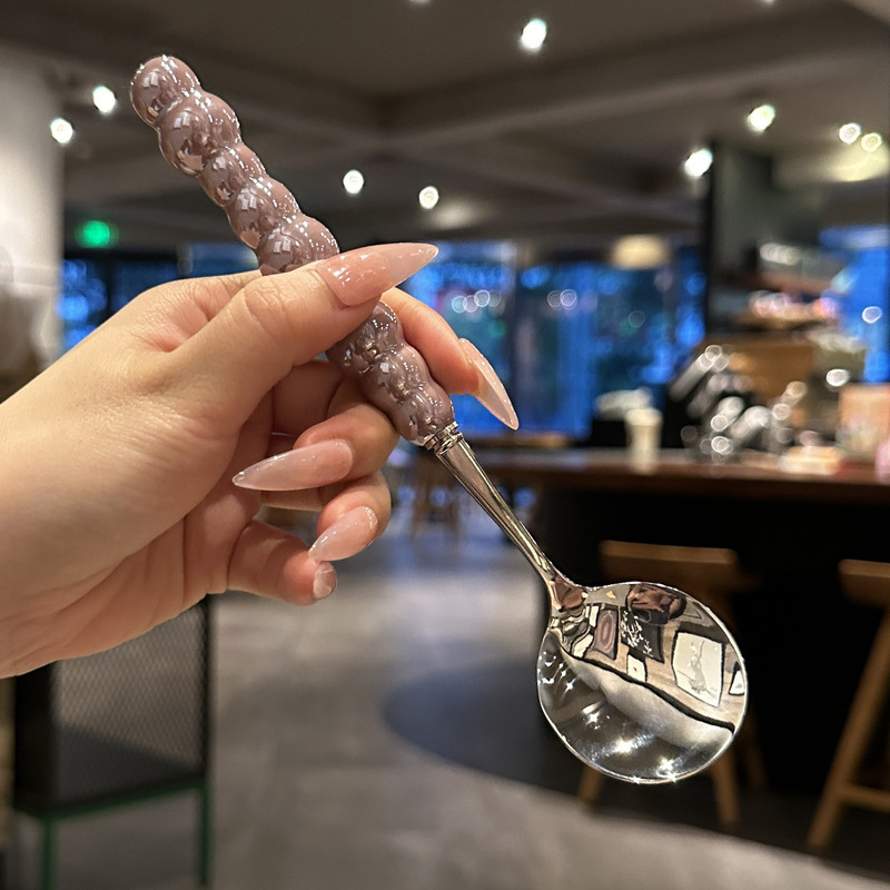 New Long Handle Spoon Pearl Shape Ceramic Handle Cloth Wheel Polished Round Spoon Hotel Western Cute Dessert Spoon