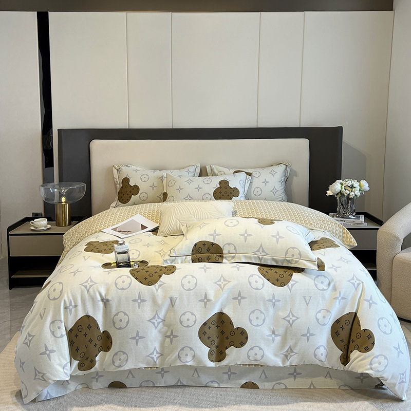 Nuevo juego de cuatro piezas de lana gruesa y cepillada, ropa de cama de edredón de impresión de lujo ligero para el hogar, ropa de cama de otoño e invierno al por mayor